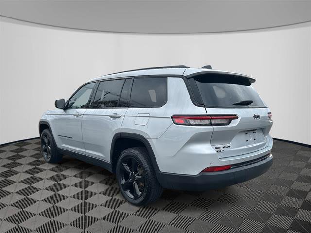 Used 2022 Jeep Grand Cherokee L Altitude image 7