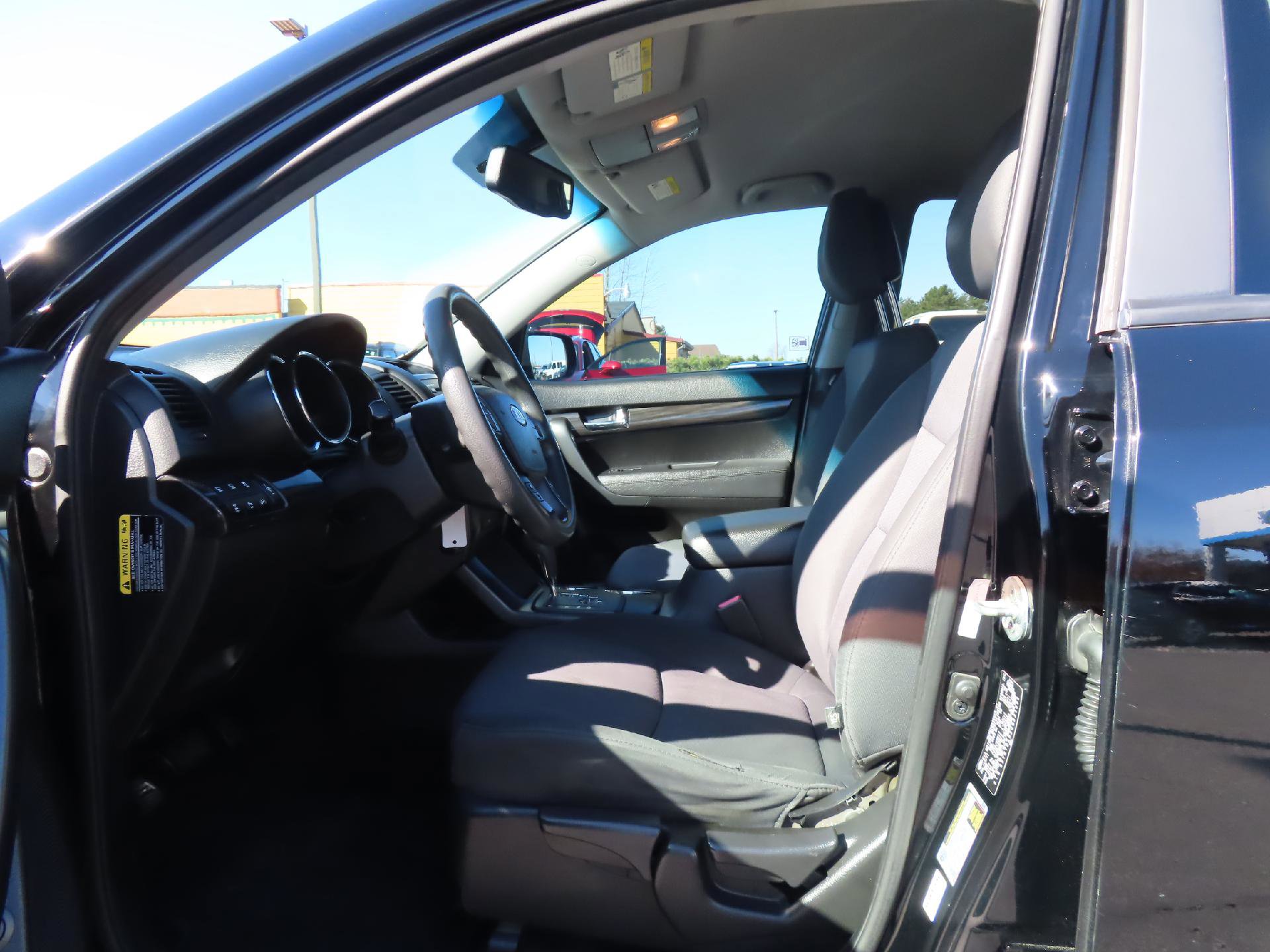 Used 2012 Kia Sorento LX w/ Convenience Pkg AWD/4WD image 16