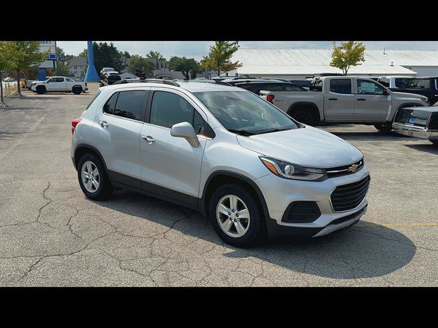 Used 2018 Chevrolet Trax LT w/ LT Convenience Package FWD image 30