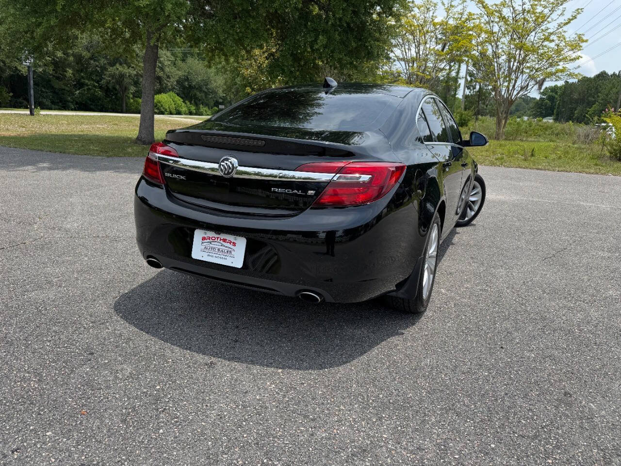 Used 2015 Buick Regal Premium w/ Experience Buick Package FWD image 34