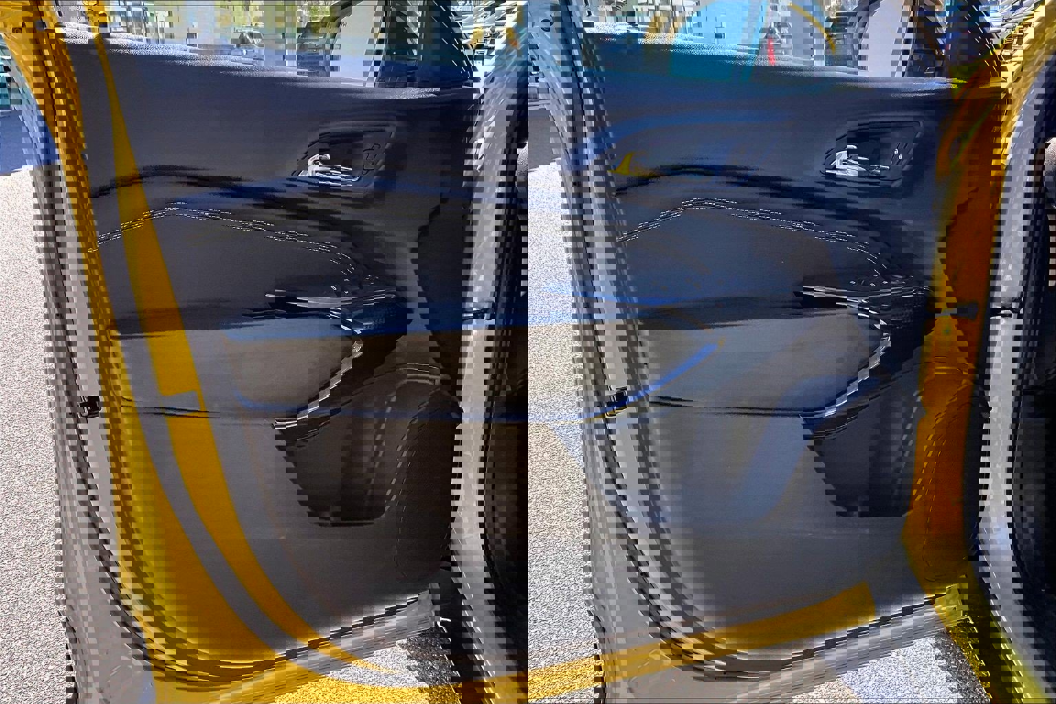 Used 2024 Chevrolet Trax ACTIV w/ Sunroof Package image 18