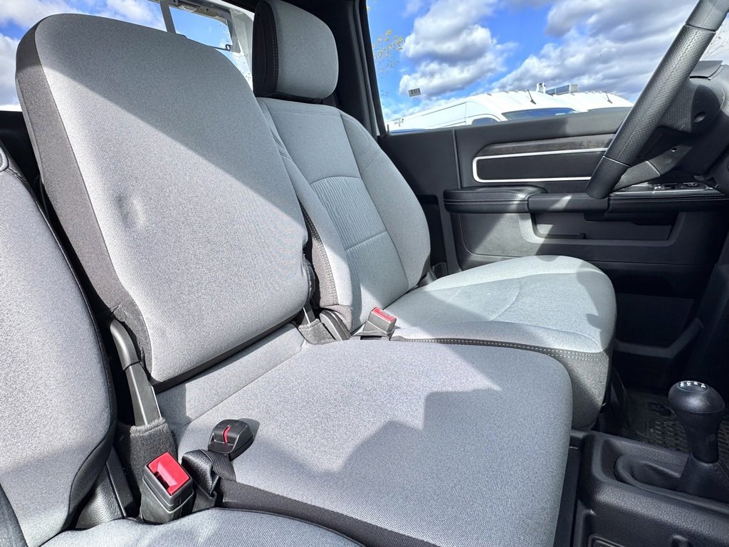 New 2024 RAM 4500 SLT w/ Quick Order Package 2YG SLT image 18