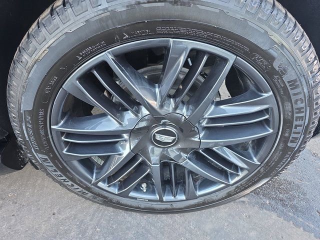 Used 2026 Cadillac Escalade IQL Sport 1 w/ LPO, ONYX Package AWD/4WD image 36