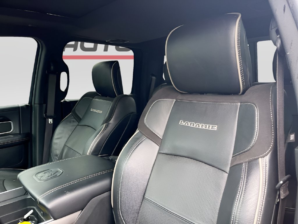 Used 2021 RAM 3500 Laramie AWD/4WD image 21