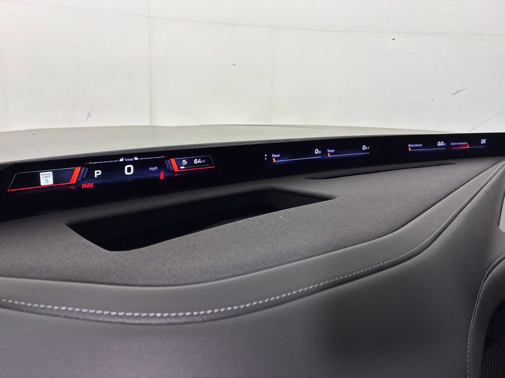 New 2027 BMW 740i xDrive w/ M Sport Professional Package AWD/4WD image 15