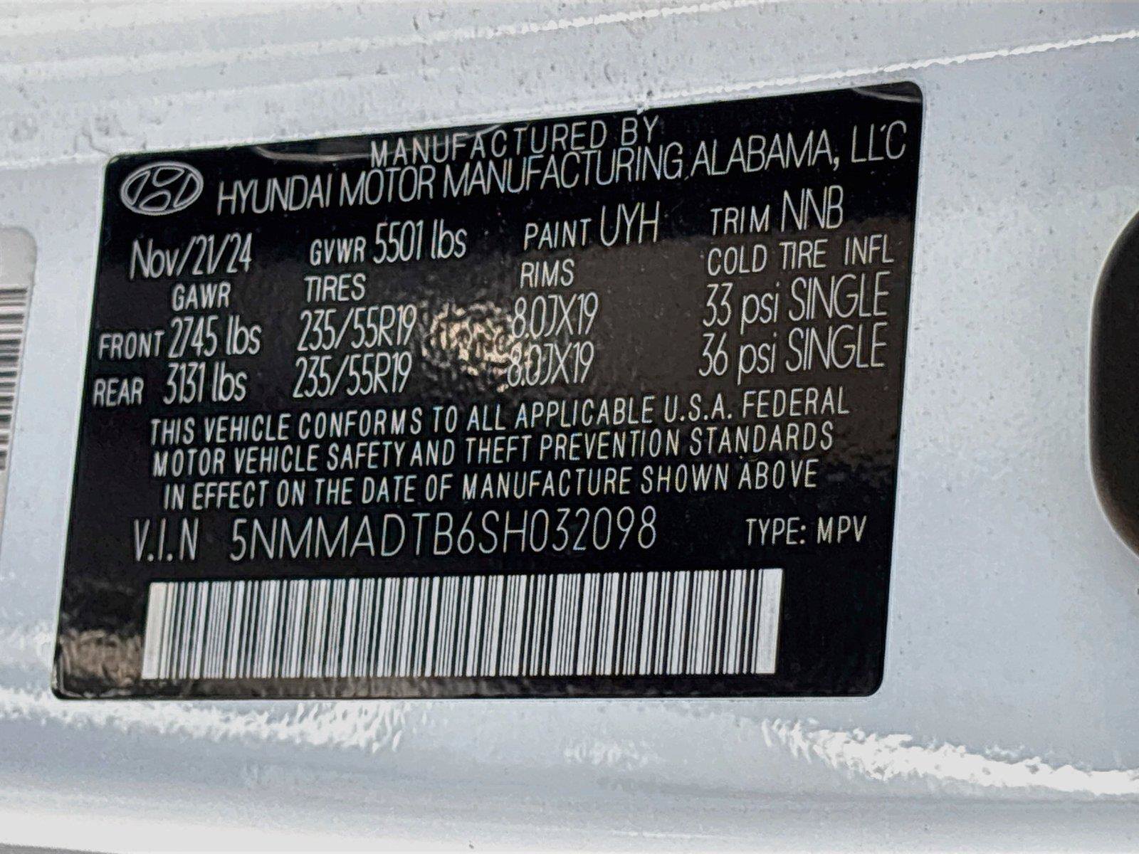 Used 2025 Genesis GV70 2.5T AWD/4WD image 32