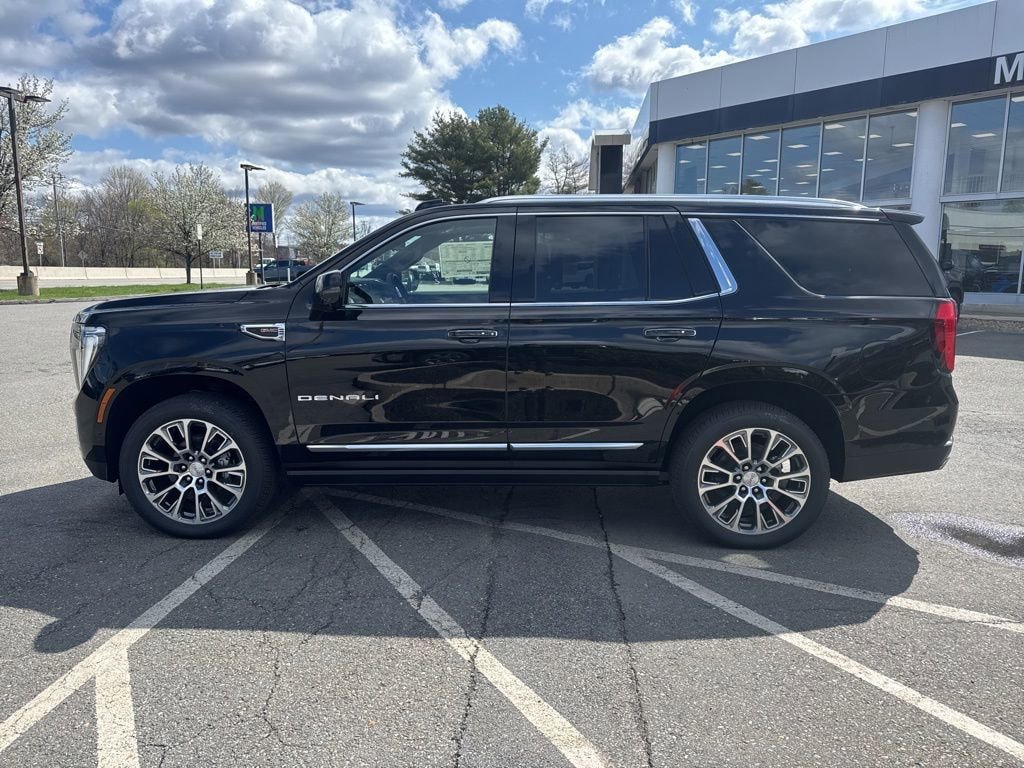 New 2026 GMC Yukon Denali w/ Denali Reserve Package AWD/4WD image 2