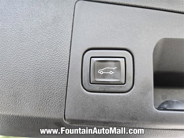 Used 2019 Cadillac XT5 Luxury image 16