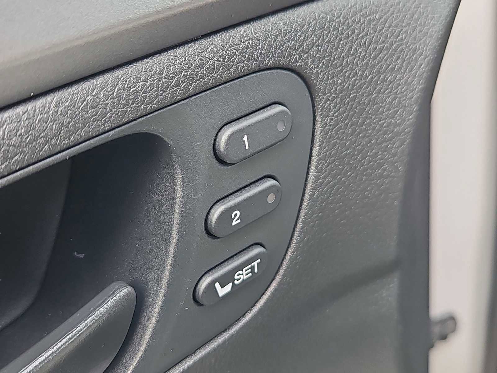 Certified 2023 Honda Passport EX-L image 18