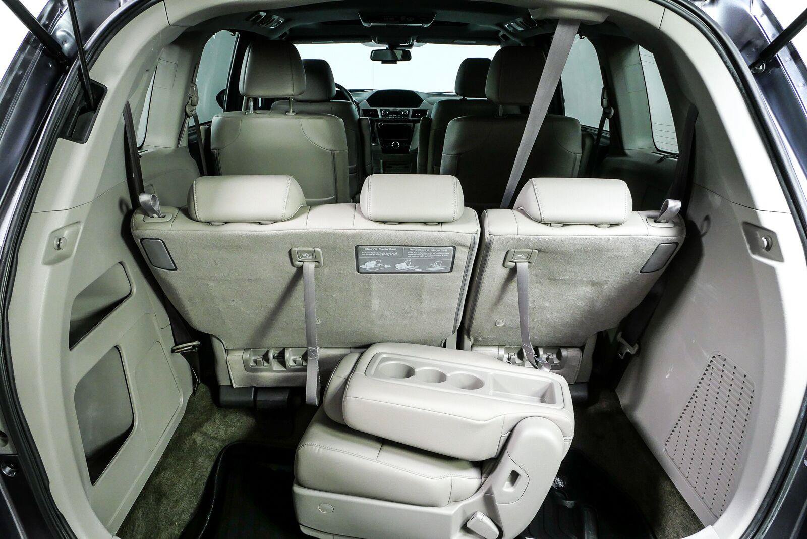 Used 2016 Honda Odyssey Touring image 31