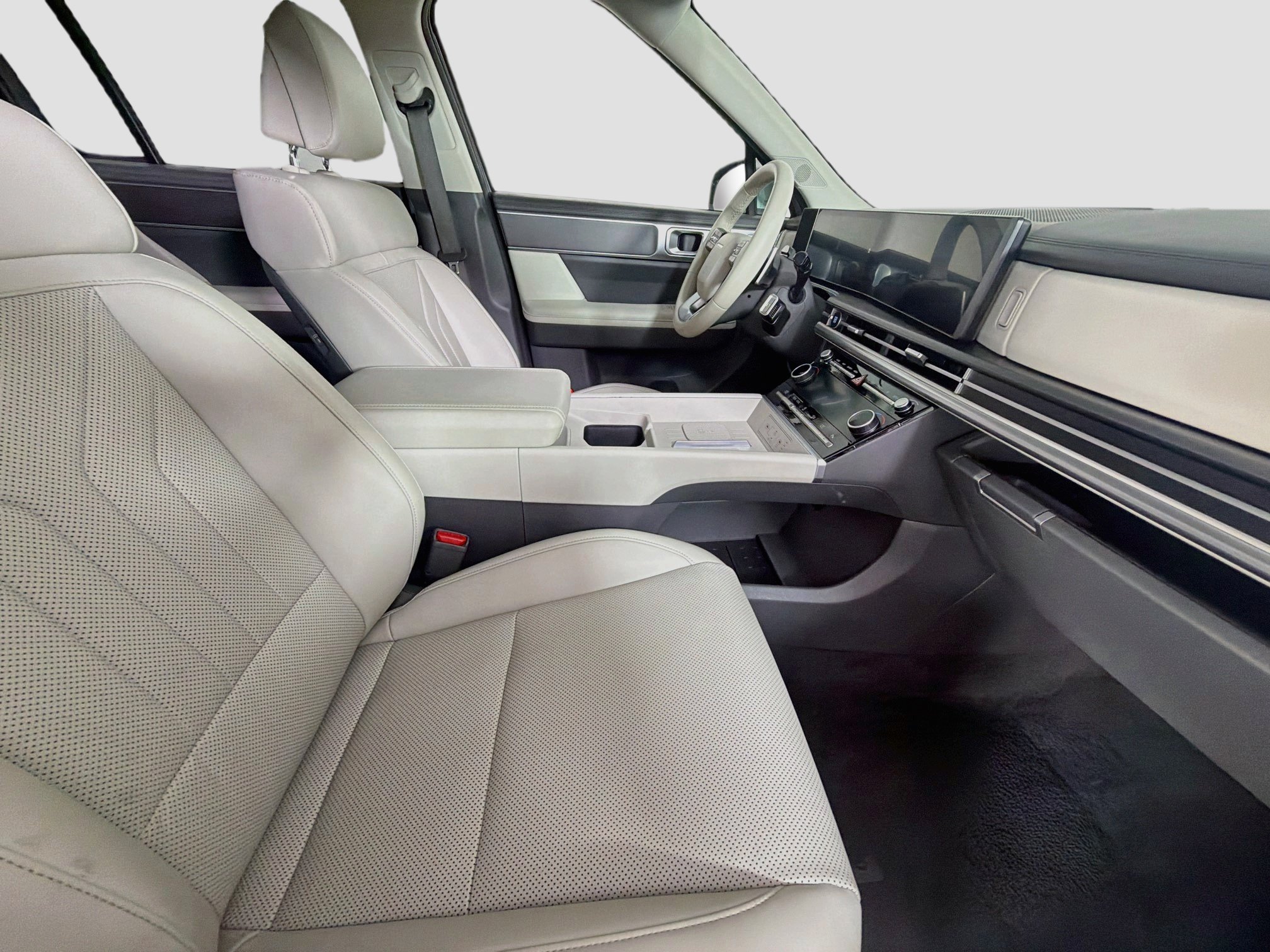 Used 2026 Hyundai Santa Fe SEL FWD image 30