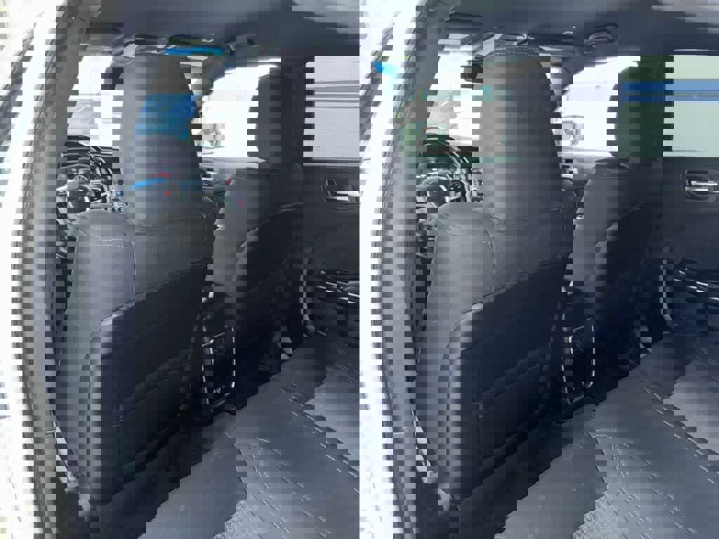 Used 2018 Dodge Charger GT image 27