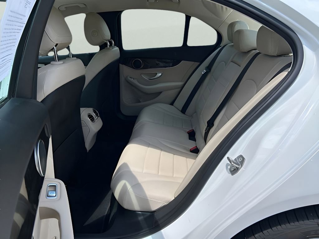 Used 2017 Mercedes-Benz C 300 4MATIC Sedan image 15
