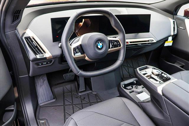 Used 2026 BMW iX xDrive45 w/ Premium Package image 10