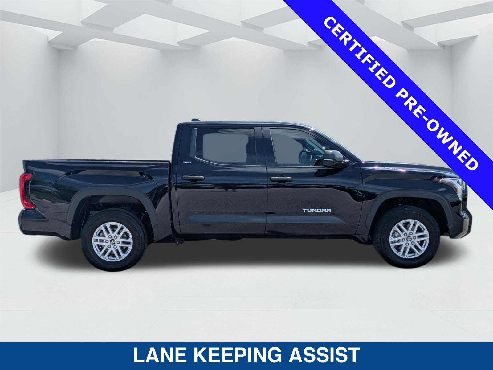 Used 2024 Toyota Tundra SR5 w/ SR5 Convenience Package RWD image 4