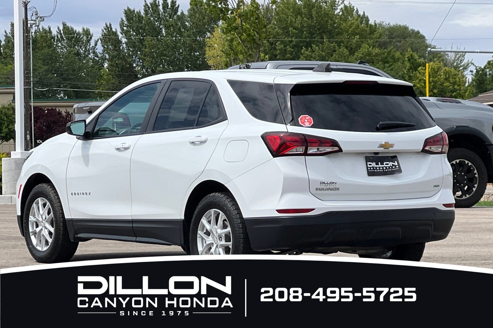 Used 2022 Chevrolet Equinox LS w/ LS Convenience Package AWD/4WD image 6