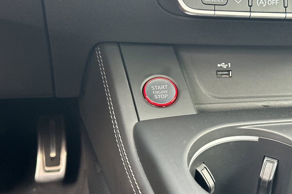 Used 2019 Audi S4 Prestige w/ Prestige Package image 21