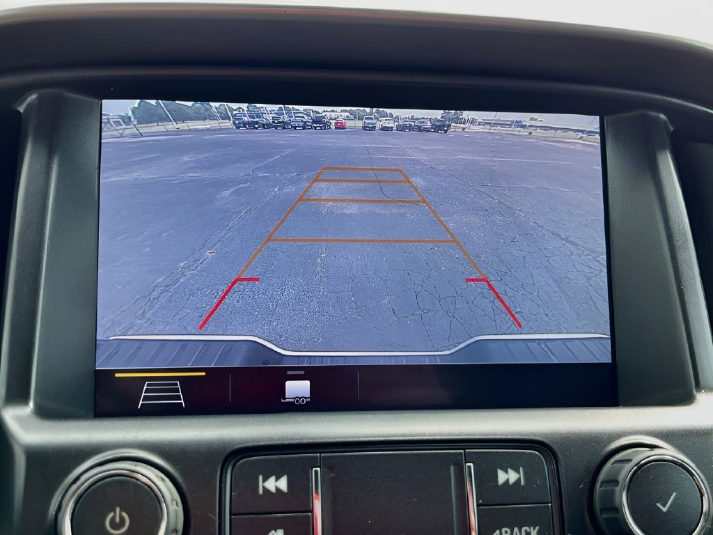 Used 2022 Chevrolet Colorado Z71 AWD/4WD image 14