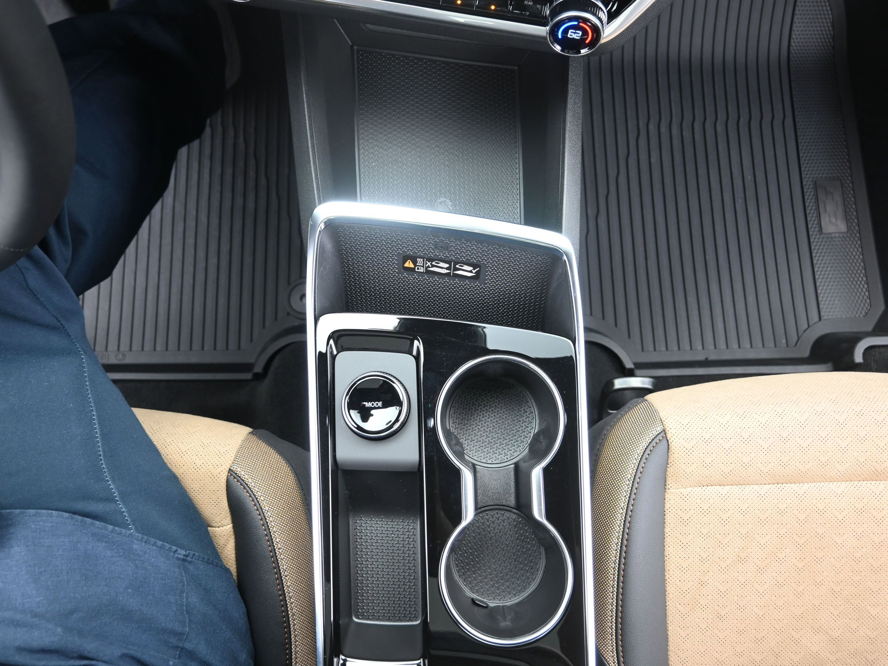 Used 2026 Chevrolet Equinox ACTIV w/ LPO, Floor Liner Package image 19