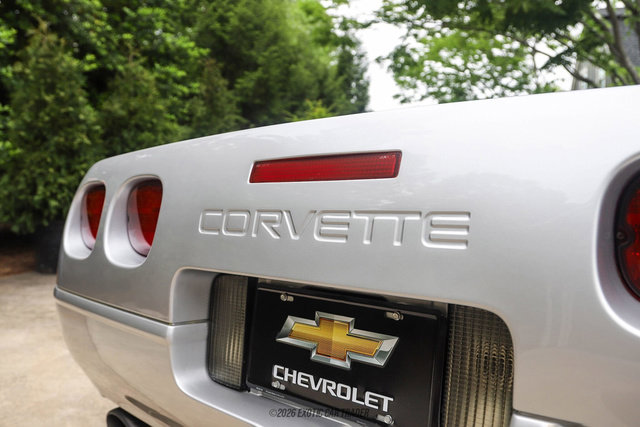 Used 1996 Chevrolet Corvette Convertible RWD image 81