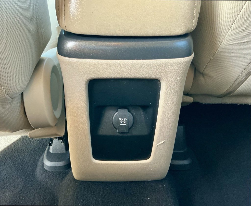 Used 2020 Dodge Journey SE image 33