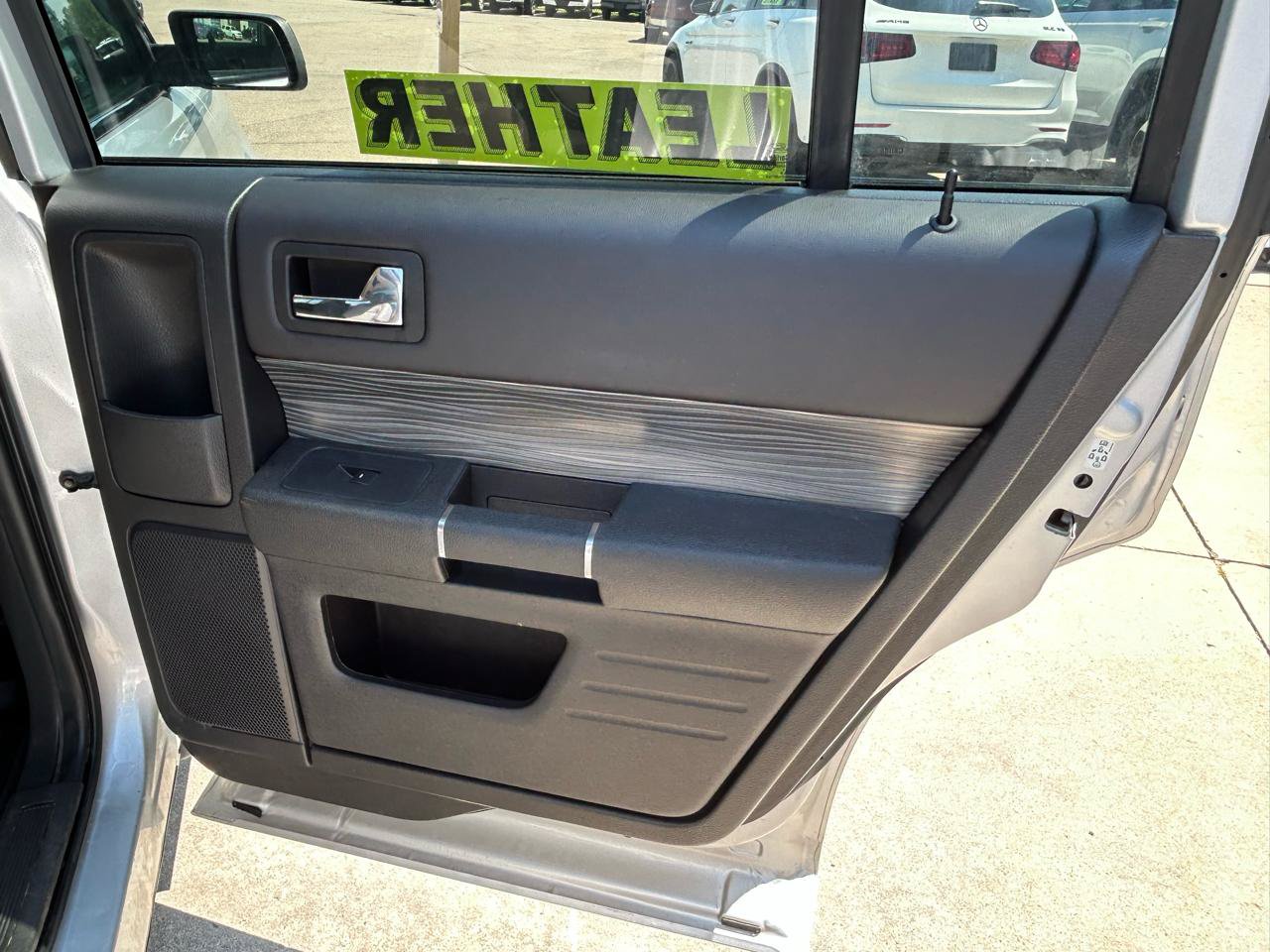 Used 2018 Ford Flex SEL w/ Equipment Group 202A AWD/4WD image 16