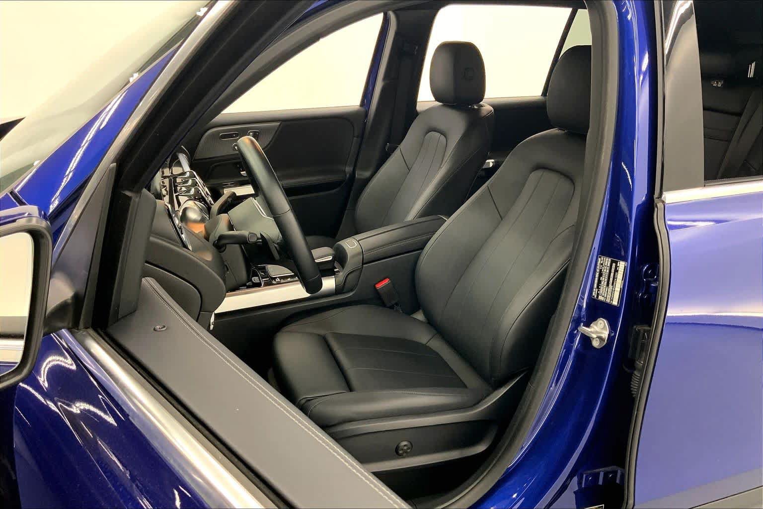 Certified 2022 Mercedes-Benz GLB 250 4MATIC image 21