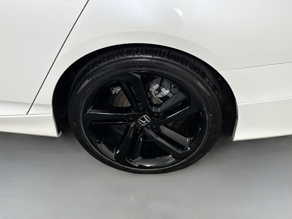 Used 2022 Honda Accord Sport image 32