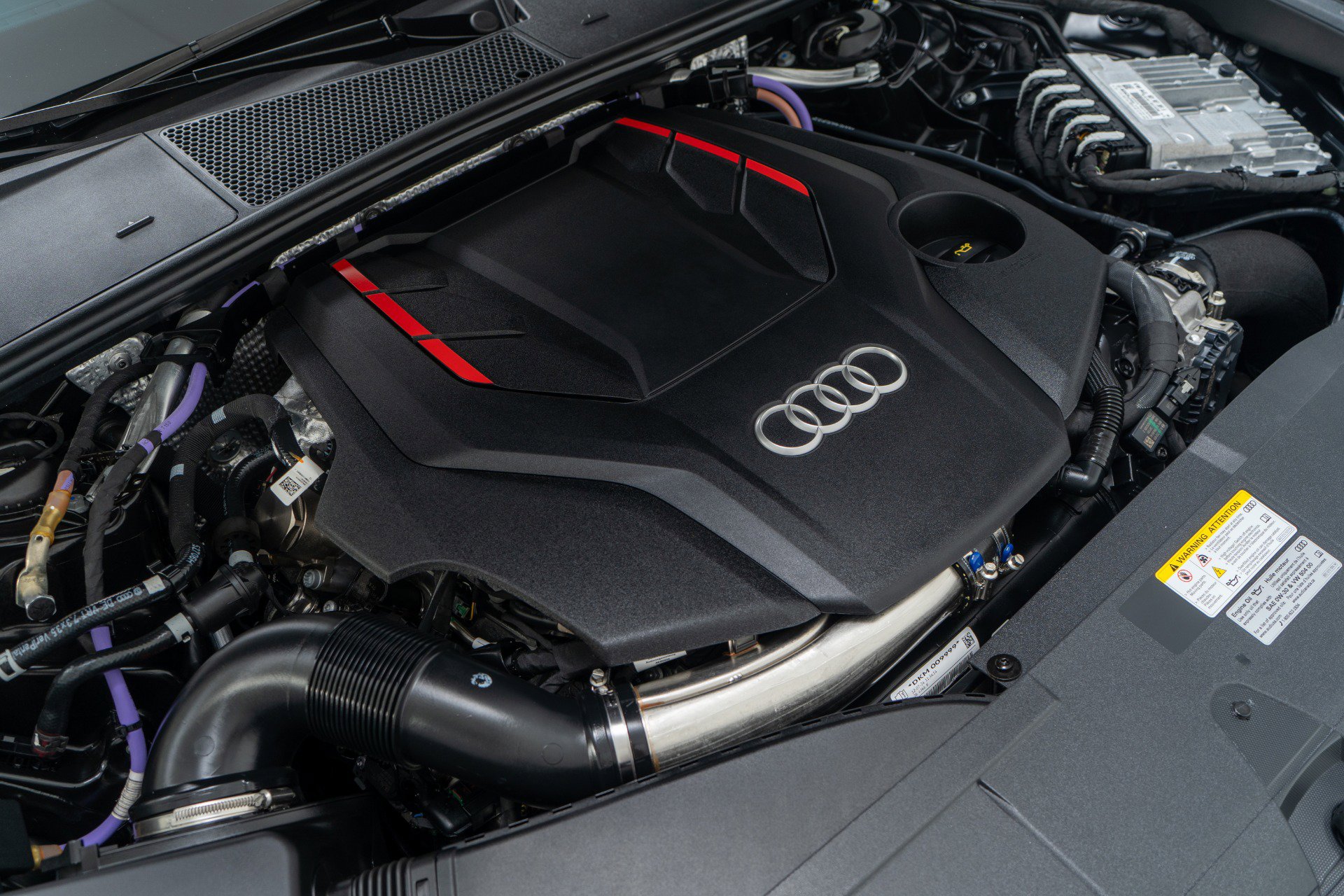 Used 2025 Audi S6 Premium Plus w/ Premium Plus Package image 48