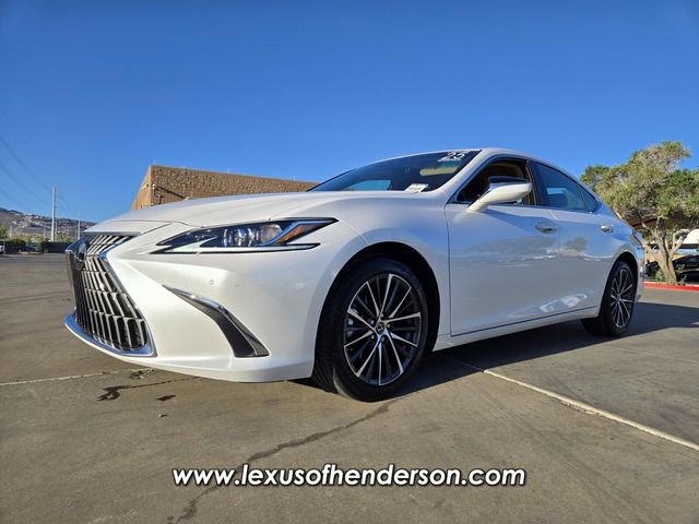 Used 2025 Lexus ES 300h w/ Premium Package image 2