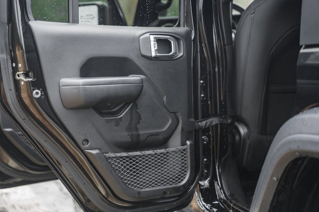 Used 2019 Jeep Wrangler Unlimited Sport S image 35