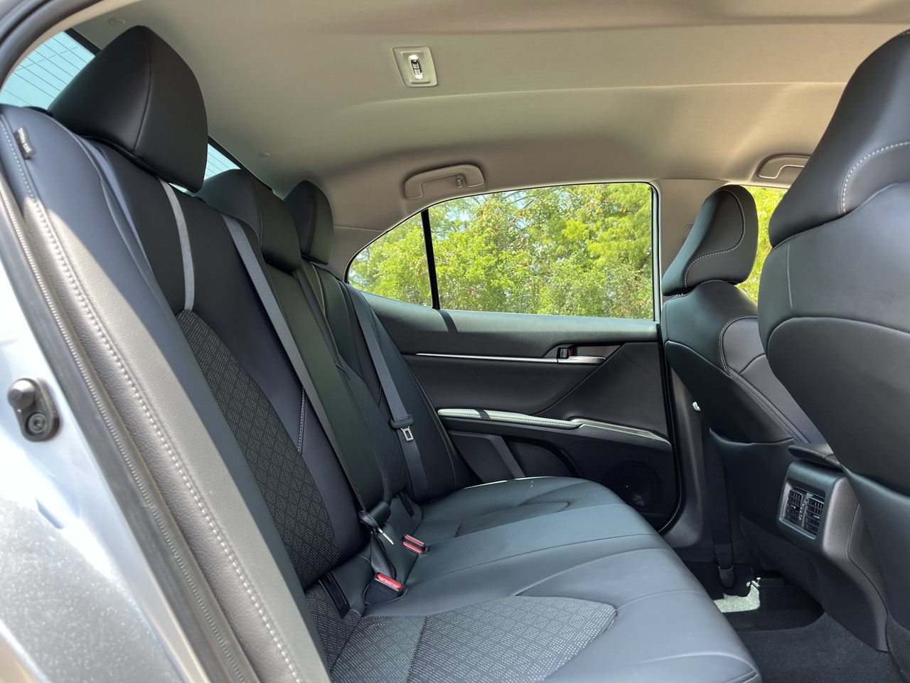 Used 2023 Toyota Camry XSE FWD image 26