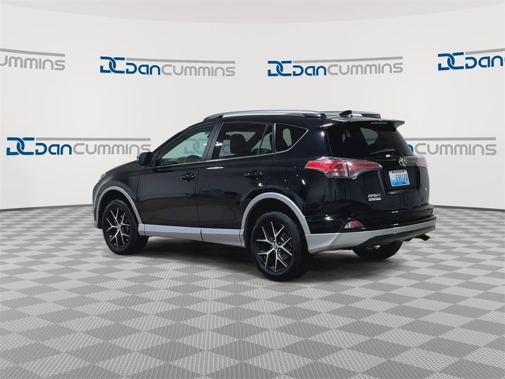 Used 2018 Toyota RAV4 SE w/ Power Extra Value Package image 6