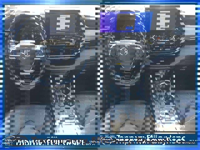 Used 2023 Toyota Highlander Platinum image 16