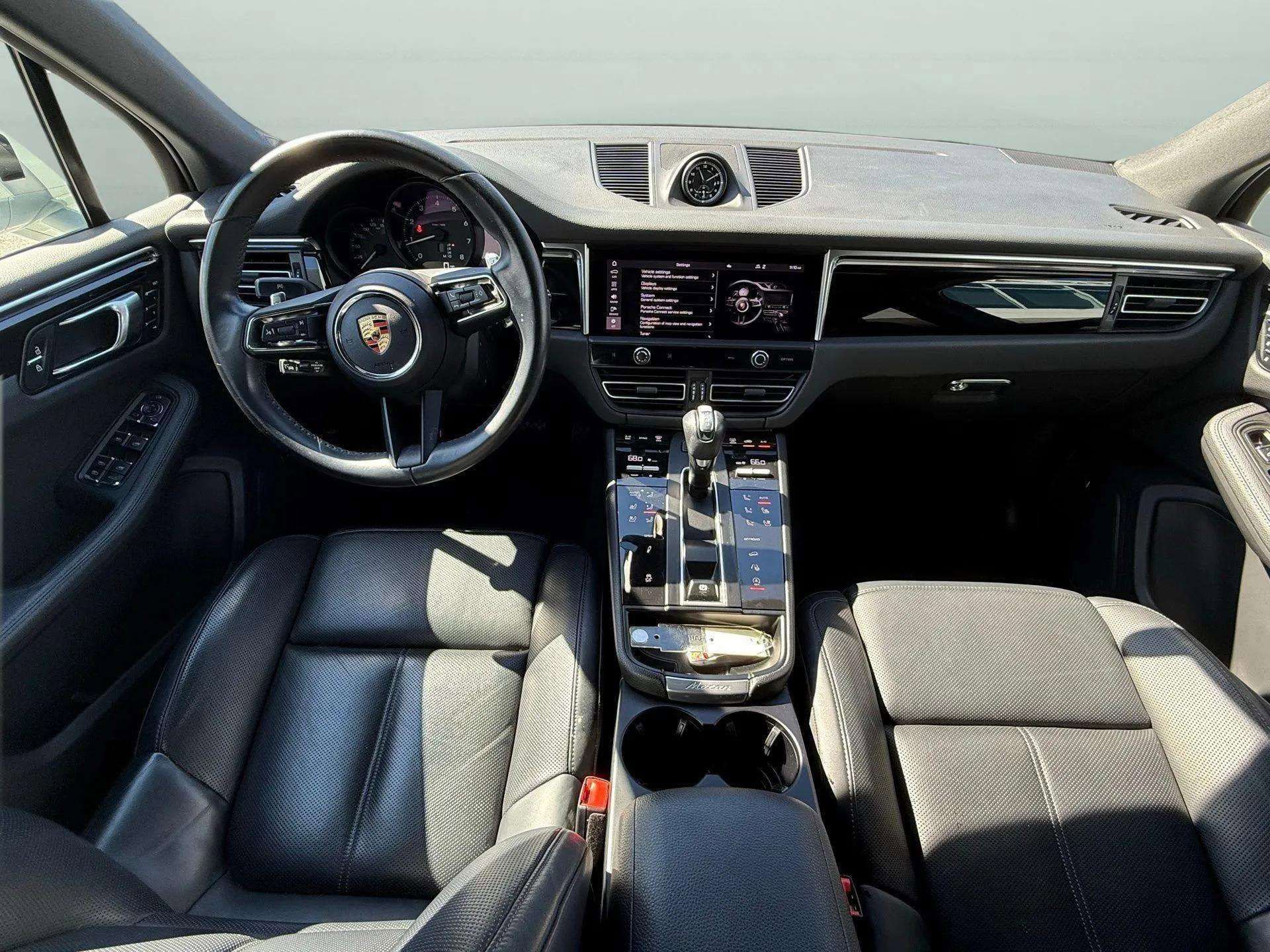 Used 2024 Porsche Macan image 24