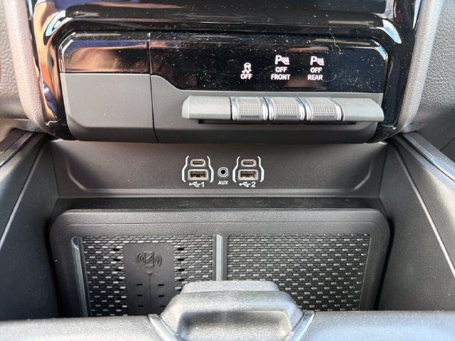 New 2026 RAM 1500 Big Horn AWD/4WD image 32