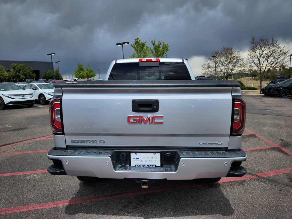 Used 2018 GMC Sierra 1500 Denali AWD/4WD image 4