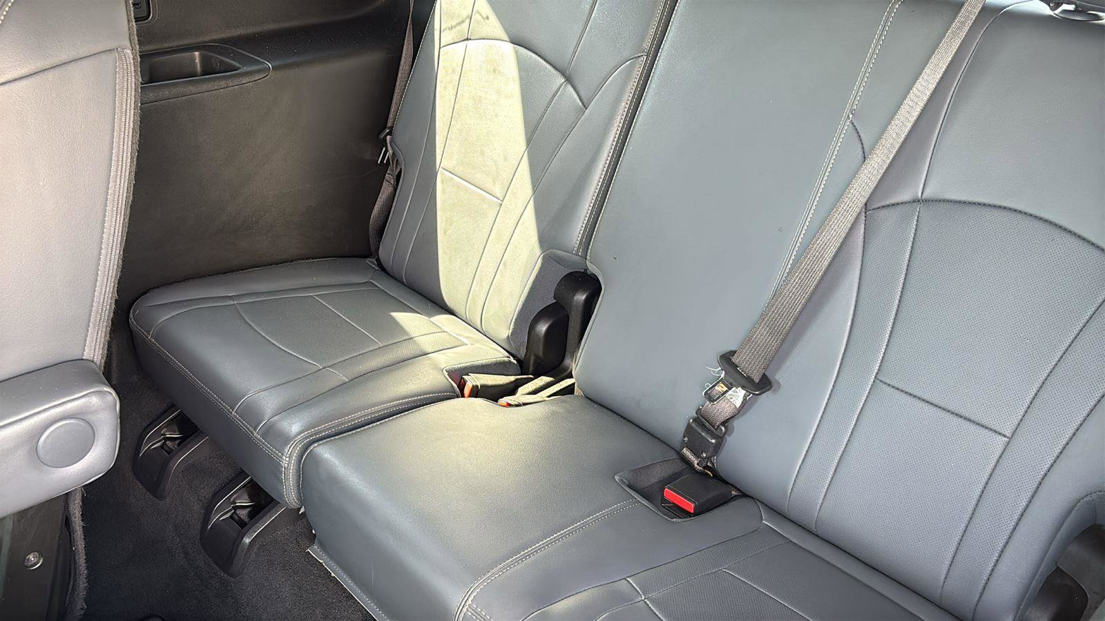 Certified 2023 Buick Enclave Essence FWD image 17