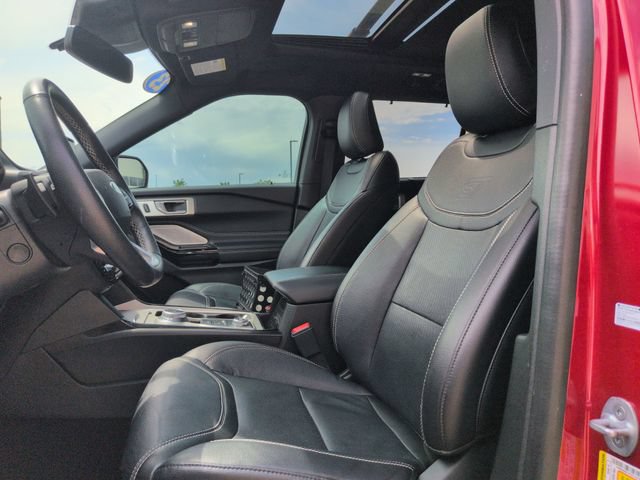 Certified 2023 Ford Explorer ST w/ Equipment Group 401A AWD/4WD image 24