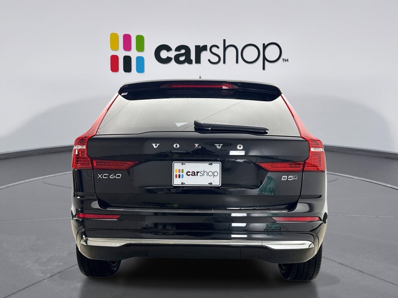 Used 2022 Volvo XC60 B5 Inscription w/ Climate Package image 4