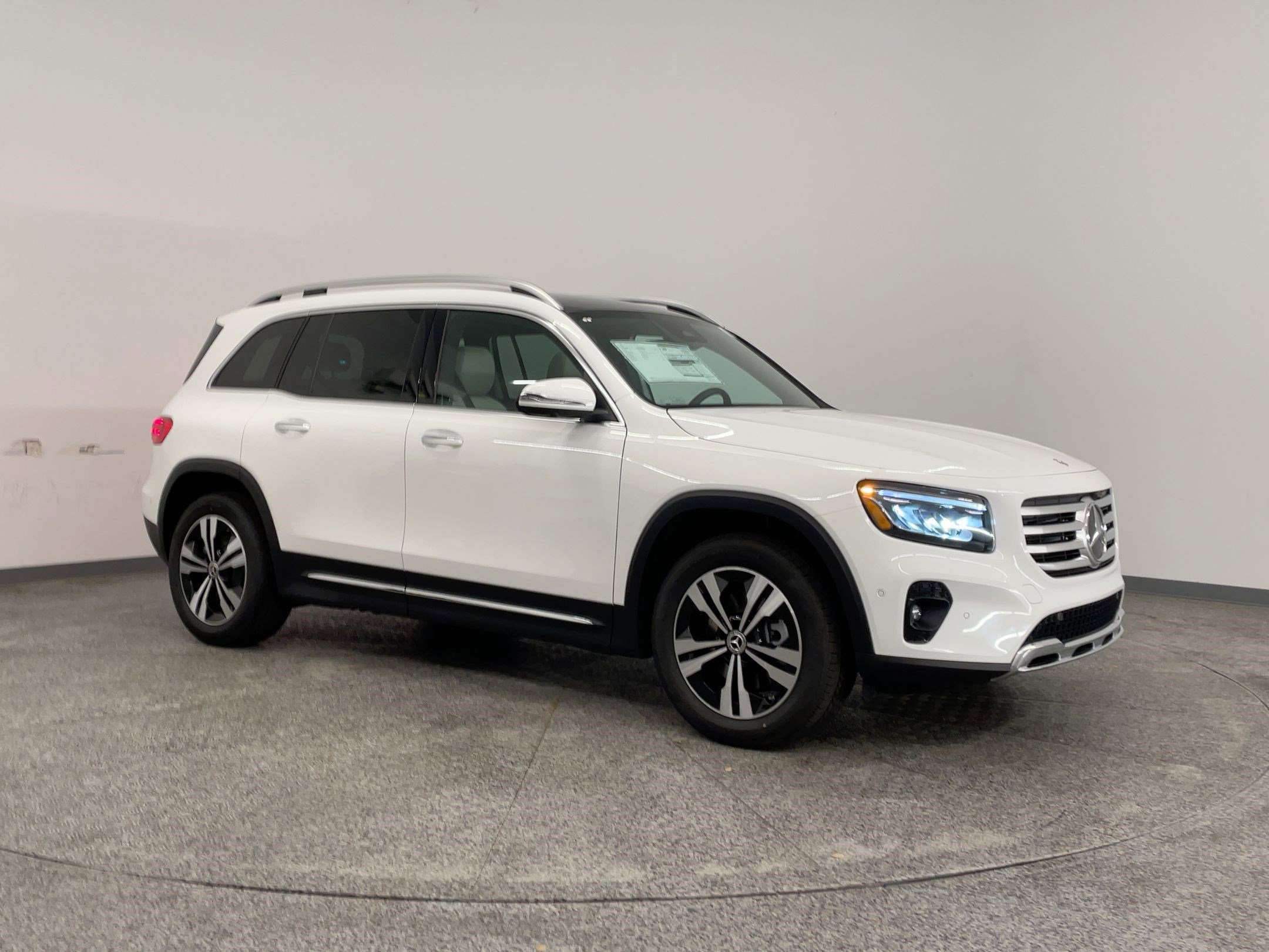 Certified 2026 Mercedes-Benz GLB 250 image 6