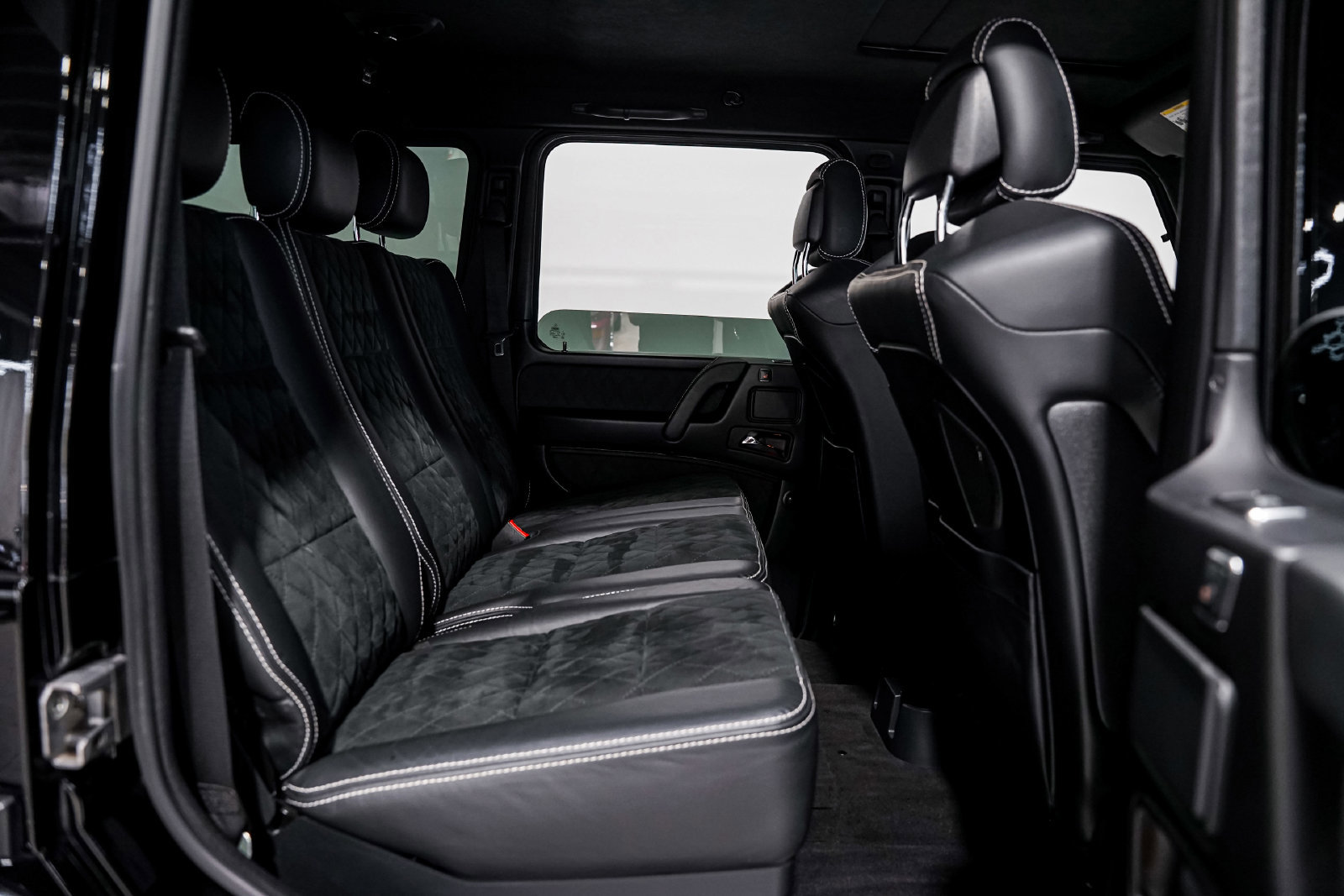 Used 2017 Mercedes-Benz G 550 Squared image 34