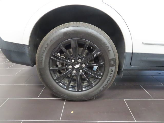 Used 2018 Cadillac XT5 Luxury w/ Driver Awareness Package image 17