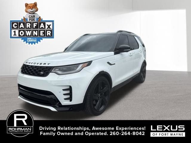 Used 2024 Land Rover Discovery Dynamic SE AWD/4WD image 1