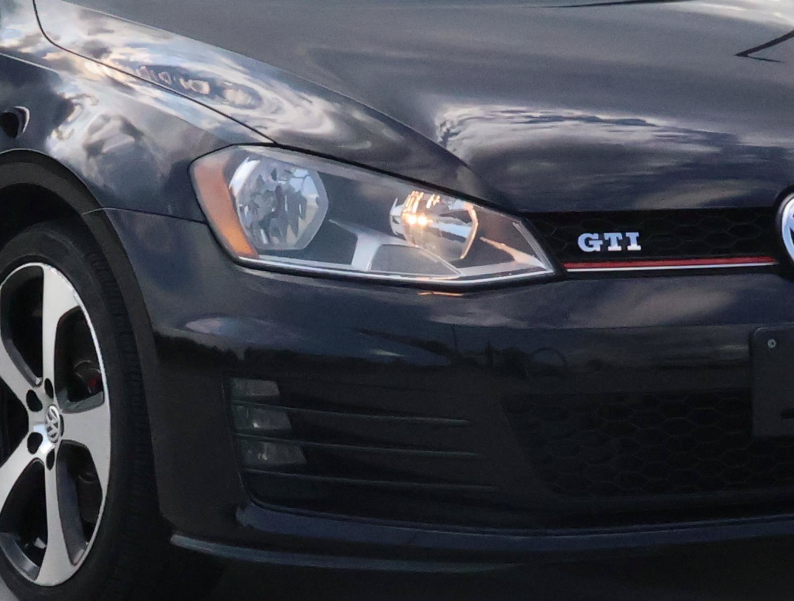 Used 2016 Volkswagen GTI S FWD image 7