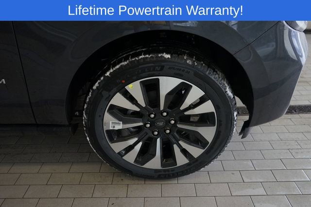 New 2026 Ford Expedition Platinum w/ Driver's Package image 14