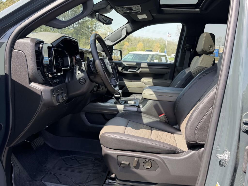 Used 2026 Chevrolet Silverado 1500 ZR2 AWD/4WD image 16