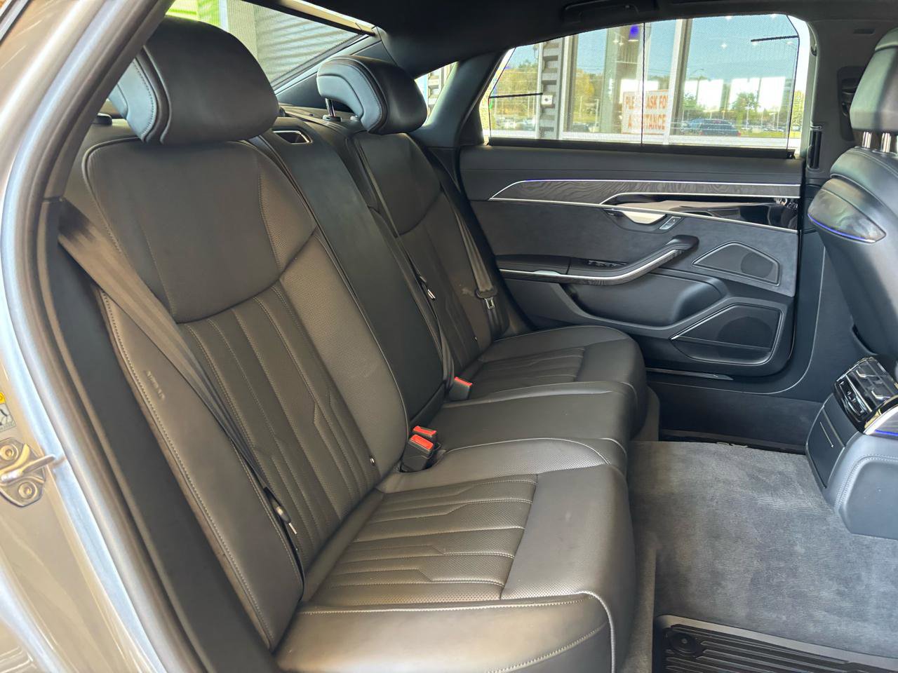 Used 2023 Audi A8 L 3.0T w/ Comfort Plus Package image 34