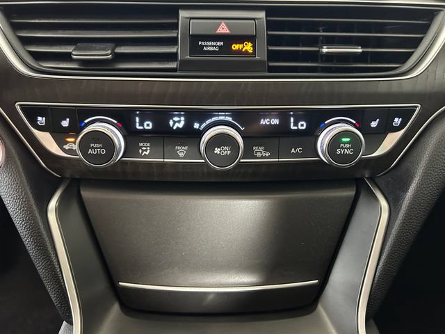 Used 2018 Honda Accord Touring image 21