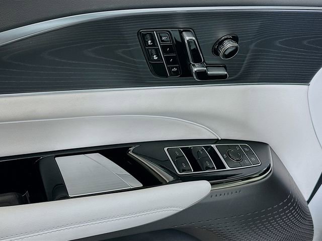 New 2026 Cadillac Lyriq Sport image 17